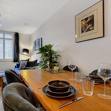 Stylish, Business Traveller Friendly Apartment, With Free Parking And Netflix Farnborough  Dış mekan fotoğraf